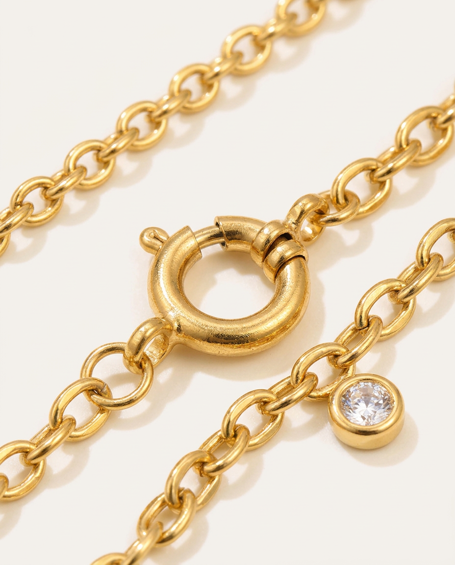 Detail of the varied Gold chain links, including snake and paper clip styles