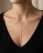 Detail of the open circle and sliding chain in Gold.
